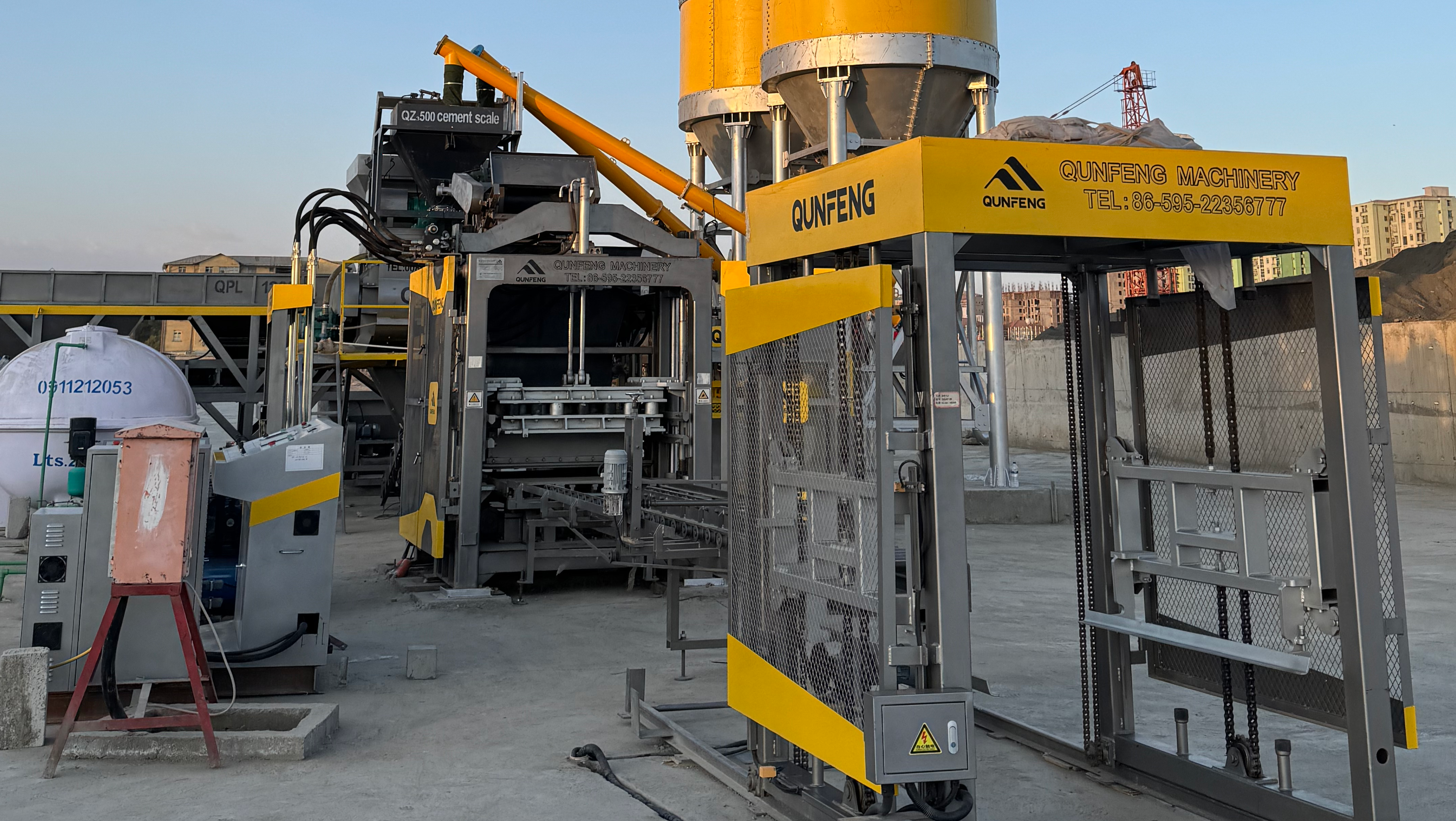 Qunfeng concrete products production line in Ethiopia Qunfeng QS series concrete equipment production line in Ethiopia for municipal construction