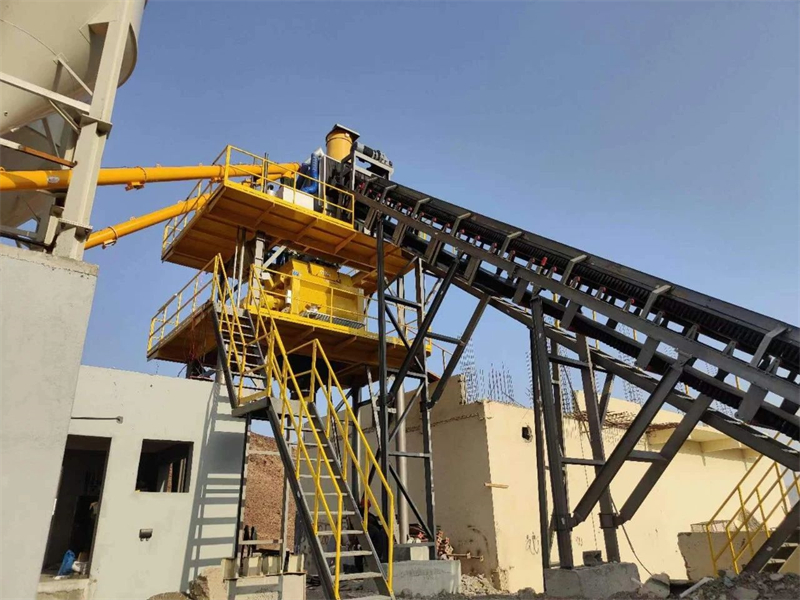 Large Commercial Concrete Mixing Plant in Operation in Oman (Source: Qunfeng)