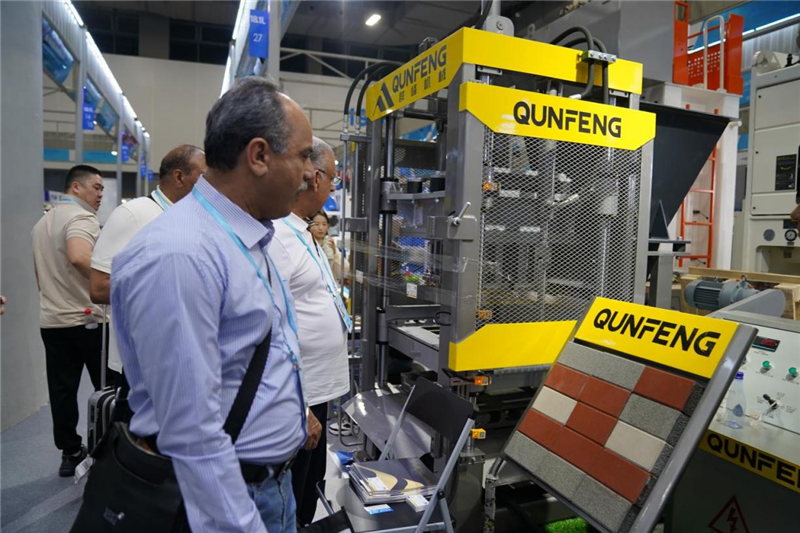 Indian manufacturers visited QUNFENG in this Canton Fair