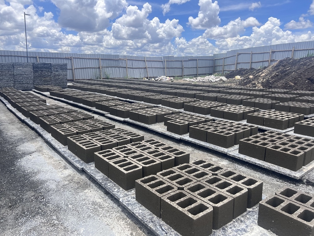  hollow blocks