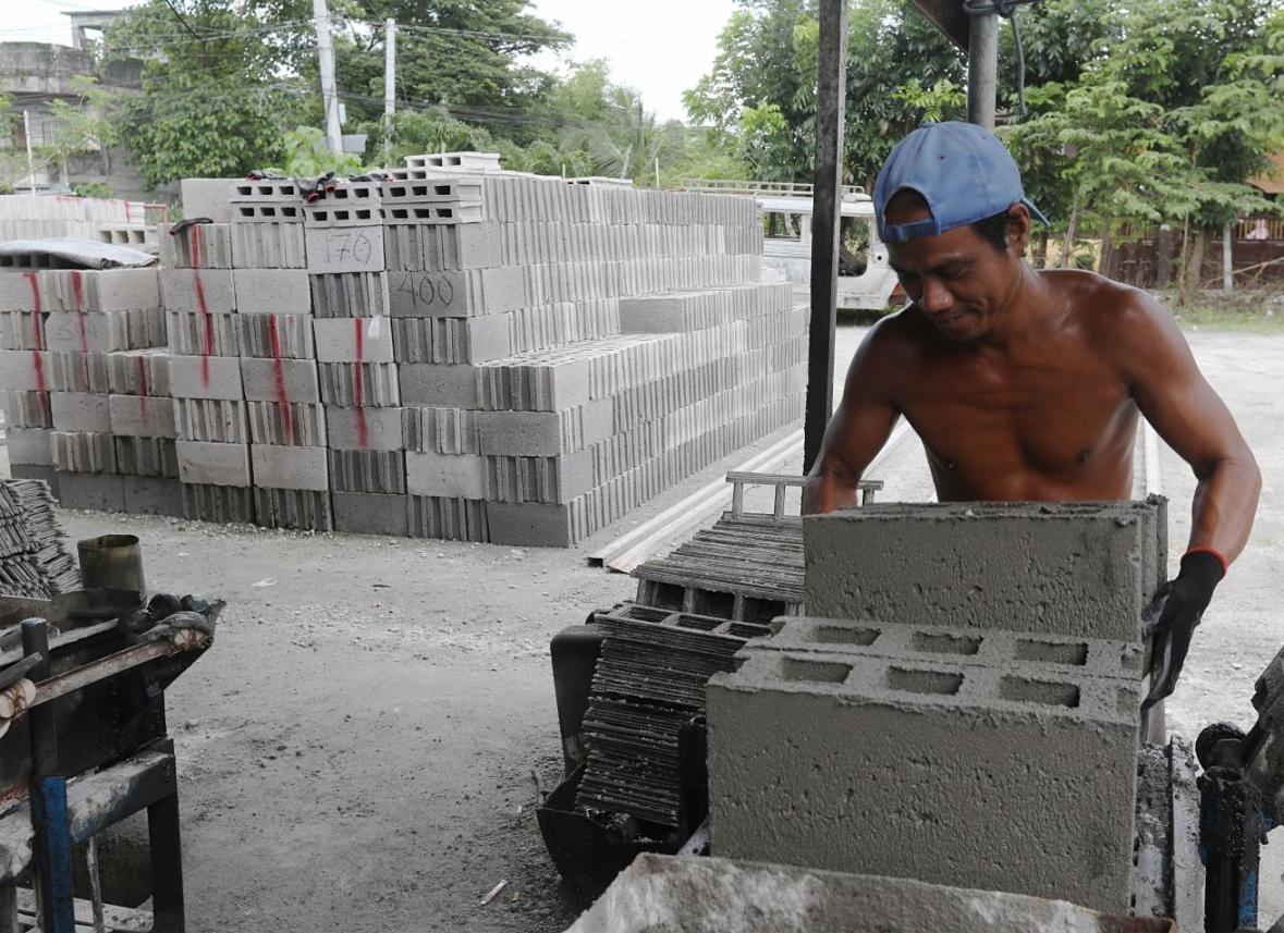 Hollow Block Making Machines: Paving the Way for Sustainable Building Solutions