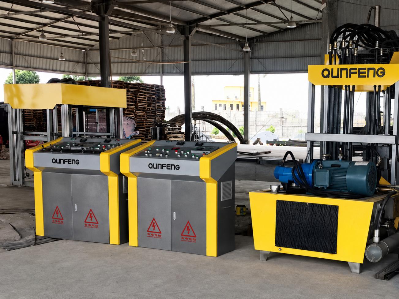 Compressed Earth Blocks Machine