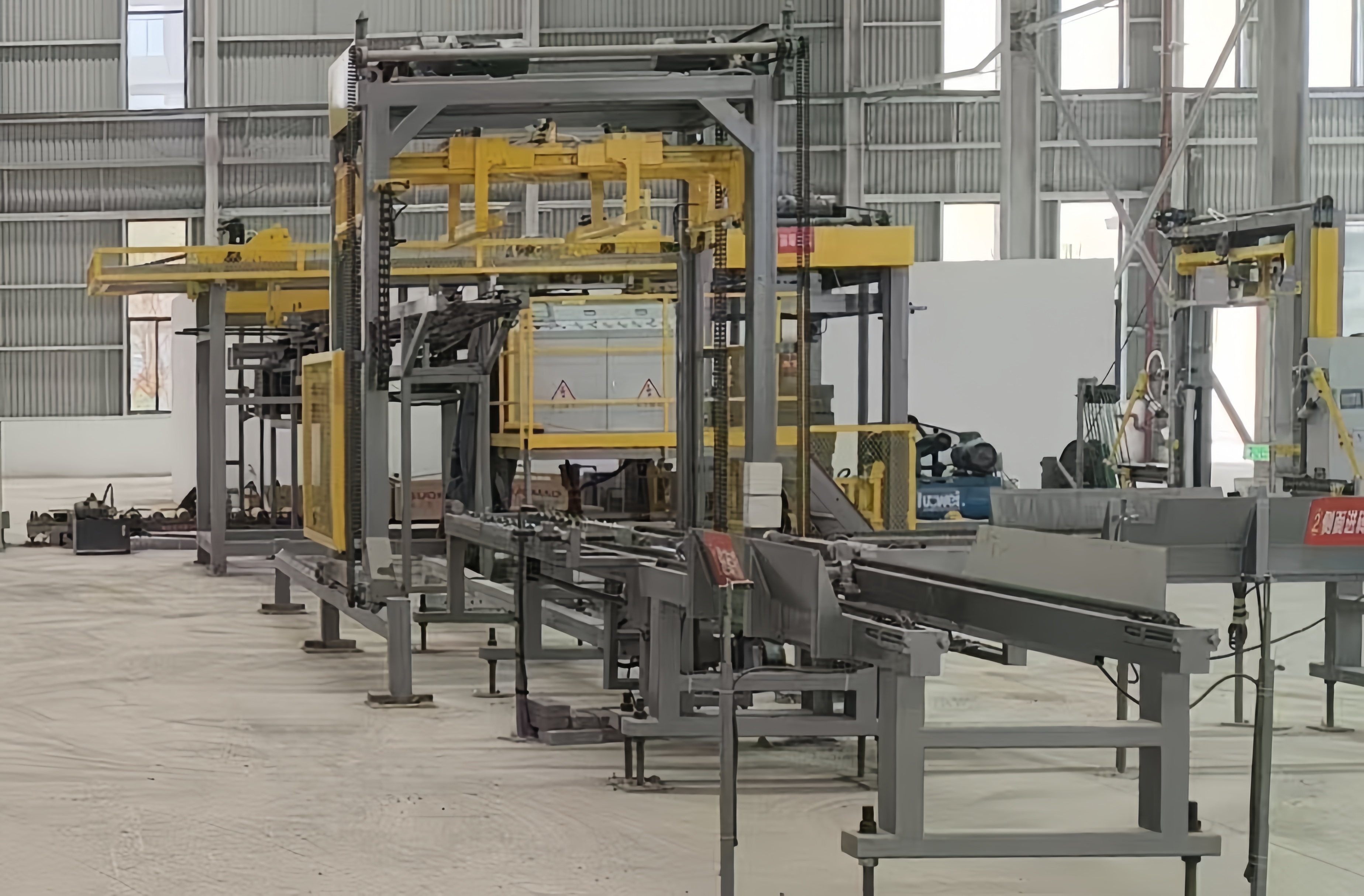 Side Block Feeder & Palletizing Equipment Customized by Qunfeng Machinery